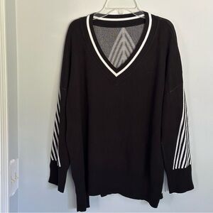 PulloverV-Neck  black & white Pima cotton modal 50/50 Sweater one size nwot
